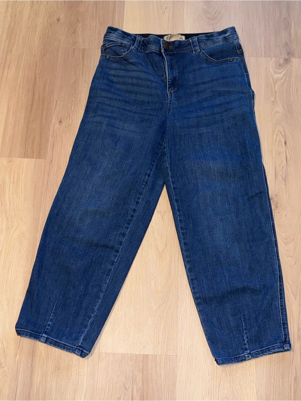 Democracy Women’s Barrel Leg  Jeans